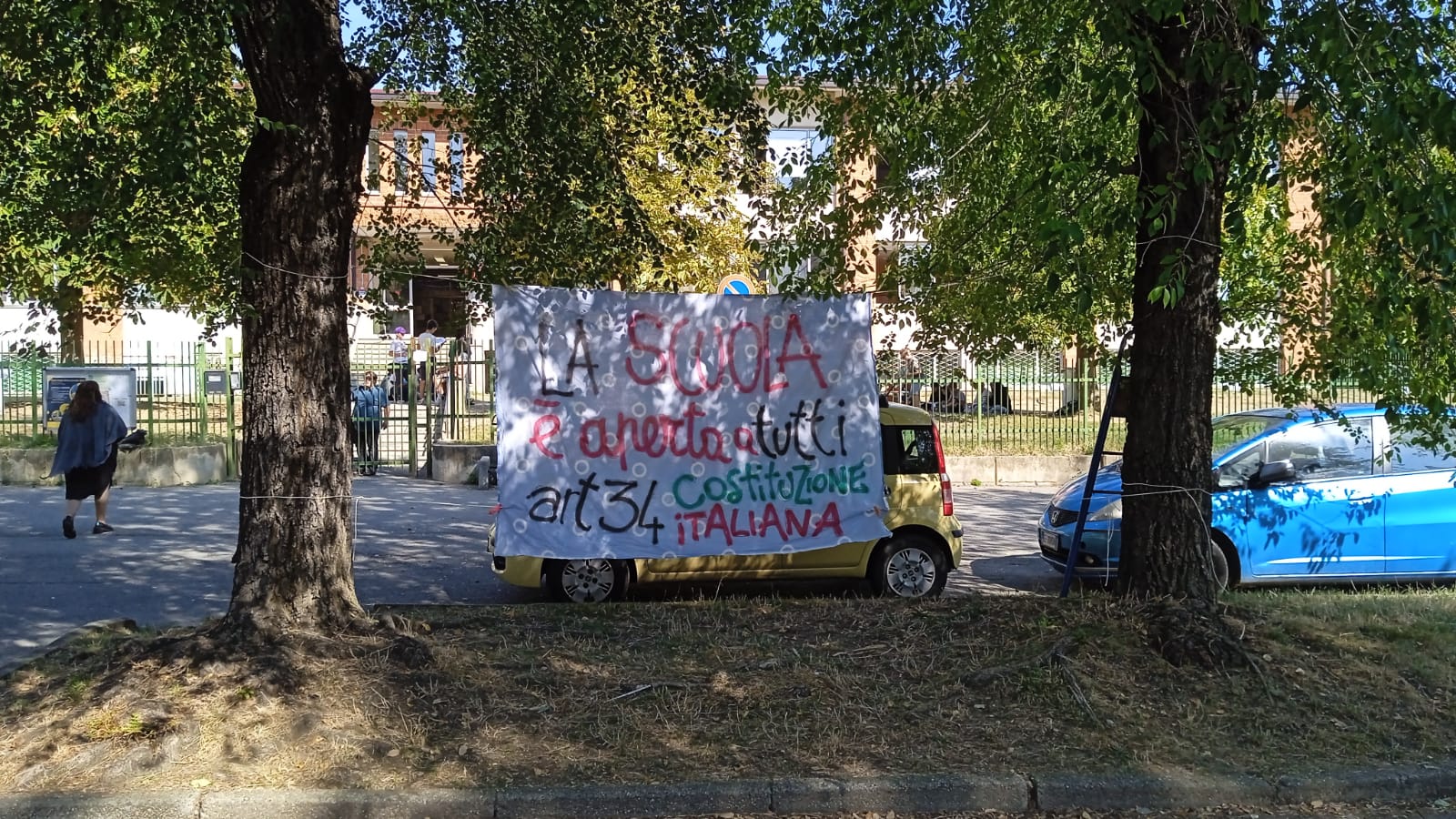 Il valore della Costituzione Prevale: dissequestrato lo striscione
